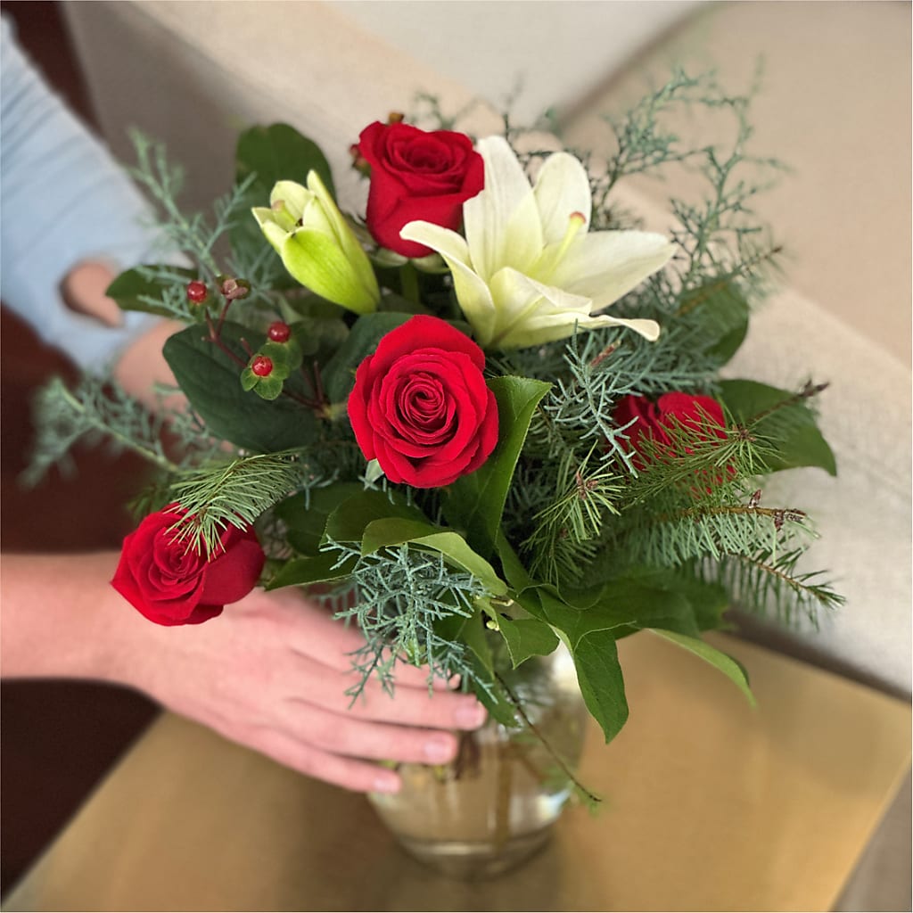 Glittering Lights Bouquet – Usa Flowershop Llc, Pompano Beach FL