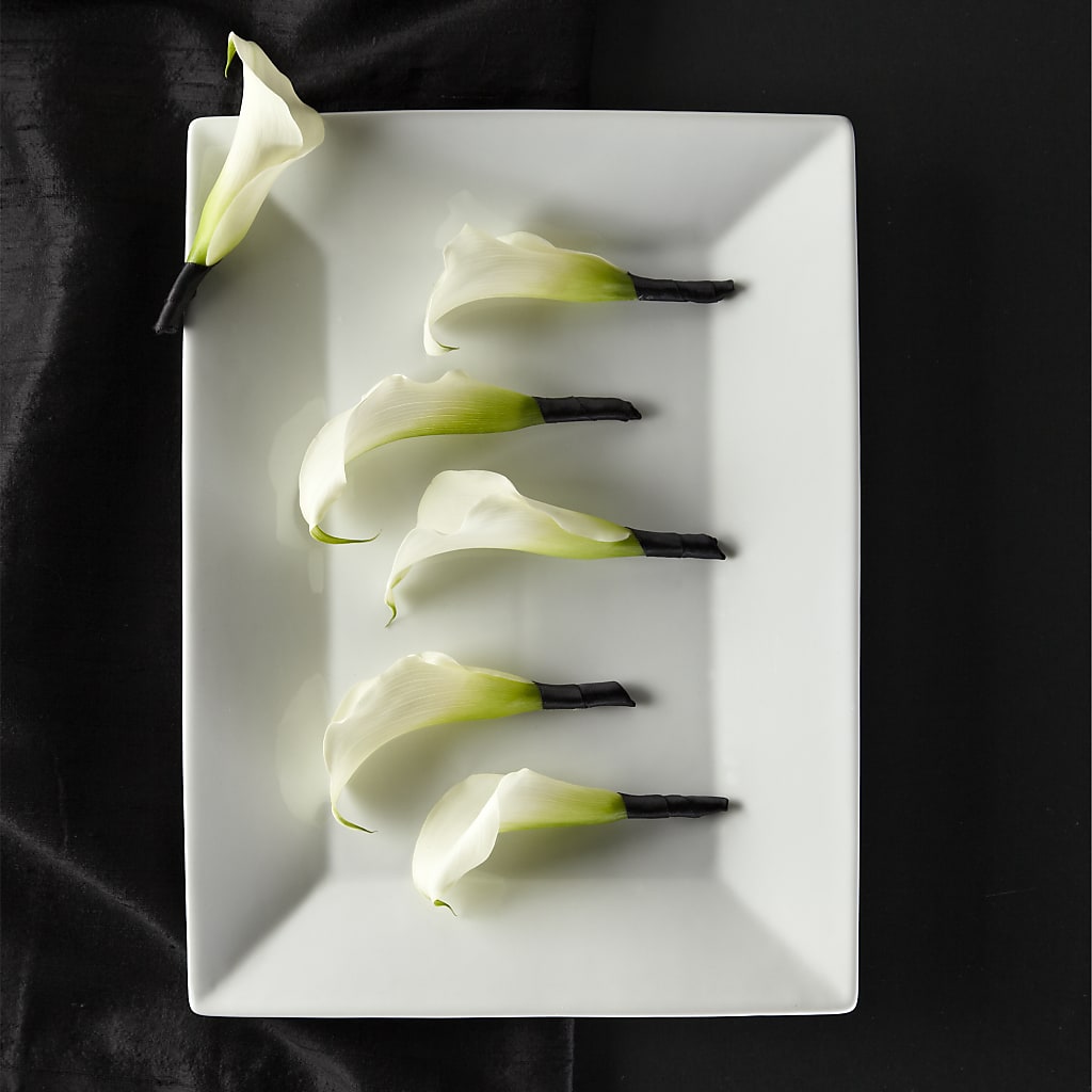 Calla Lily Promise Boutonniere – Usa Flowershop Llc, Pompano Beach FL