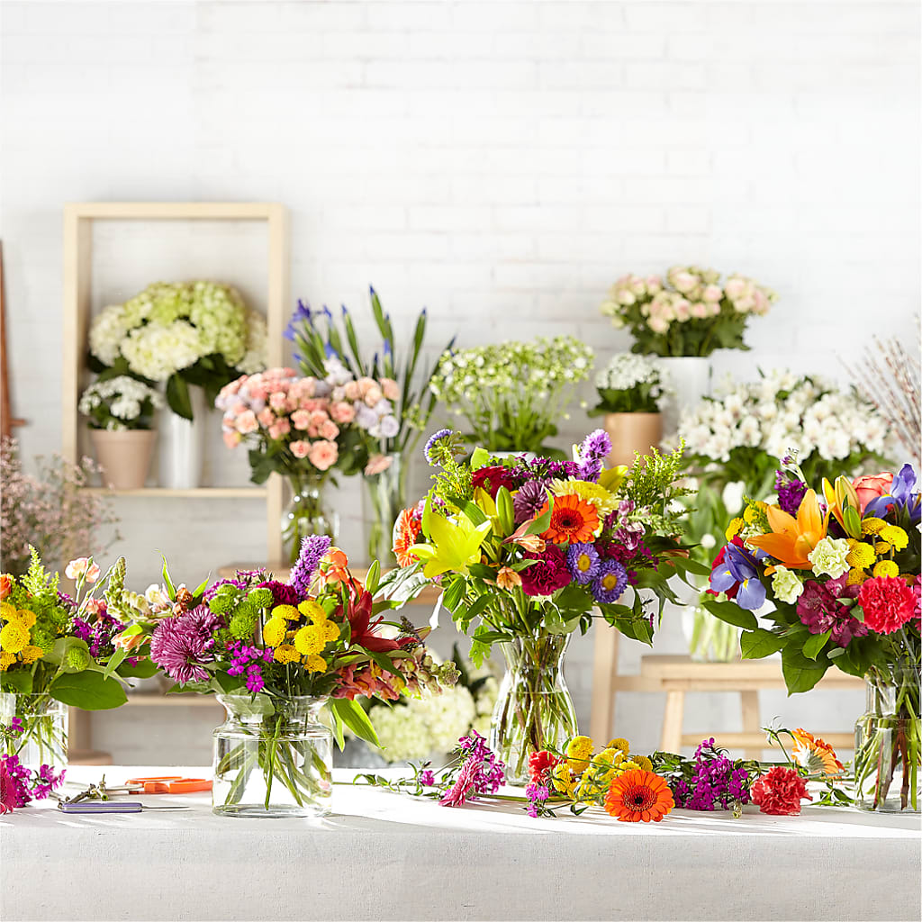 Bold & Bright – A Florist Original –  Usa Flowershop Llc, Pompano Beach FL