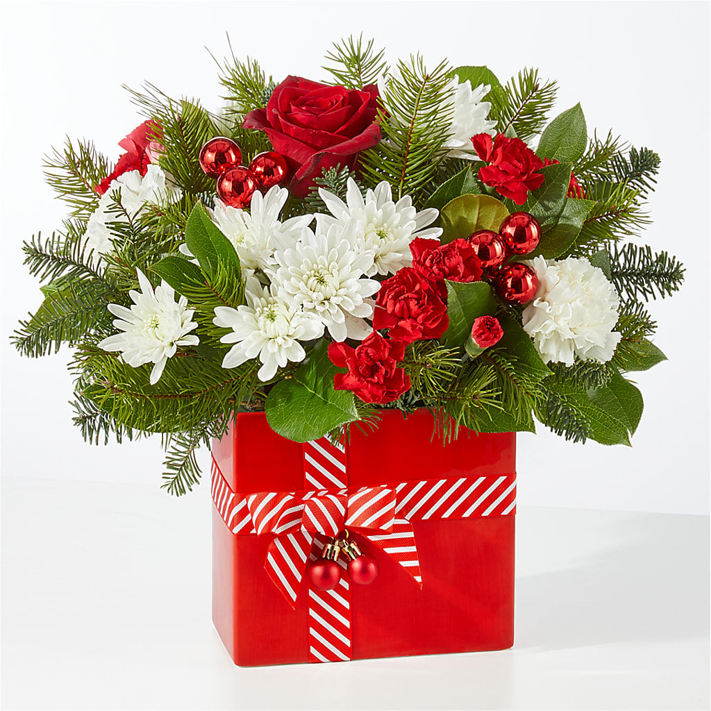 Presents Under the Tree Bouquet –  Usa Flowershop Llc, Pompano Beach FL