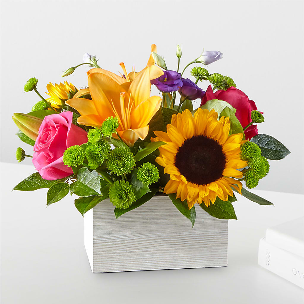 Best Day Box Bouquet –  Usa Flowershop Llc, Pompano Beach FL