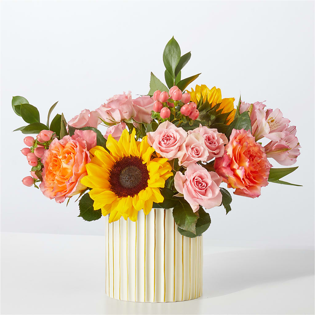 Sun's Out Bouquet –  Usa Flowershop Llc, Pompano Beach FL
