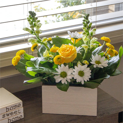 Sun Salutation Box Bouquet –  Usa Flowershop Llc, Pompano Beach FL