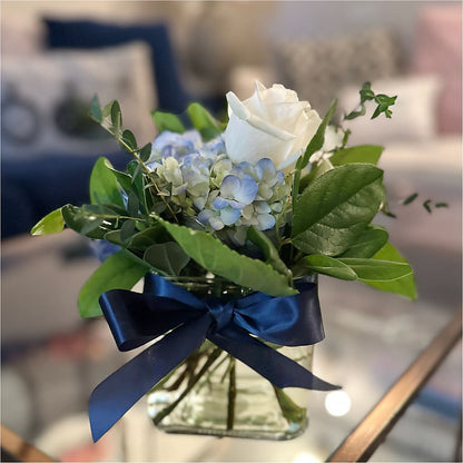 Sky Blue Delight Bouquet –  Usa Flowershop Llc, Pompano Beach FL