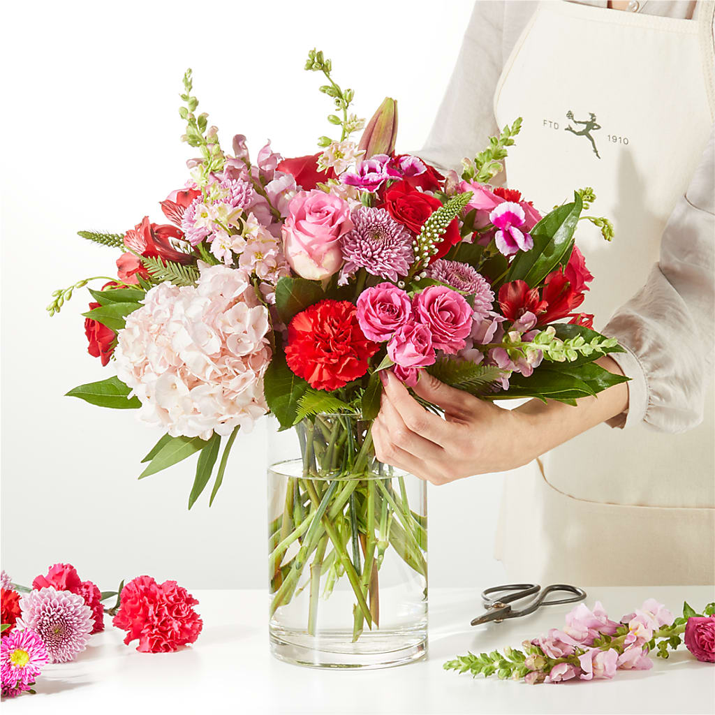 Swooning Over You - A Luxury Florist Original –  Usa Flowershop Llc, Pompano Beach FL