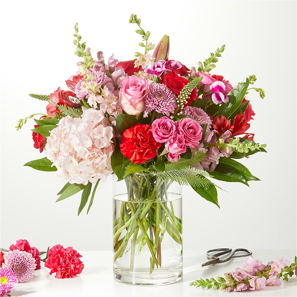 Swooning Over You - A Luxury Florist Original –  Usa Flowershop Llc, Pompano Beach FL