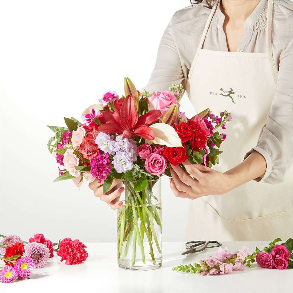 Swooning Over You - A Luxury Florist Original –  Usa Flowershop Llc, Pompano Beach FL