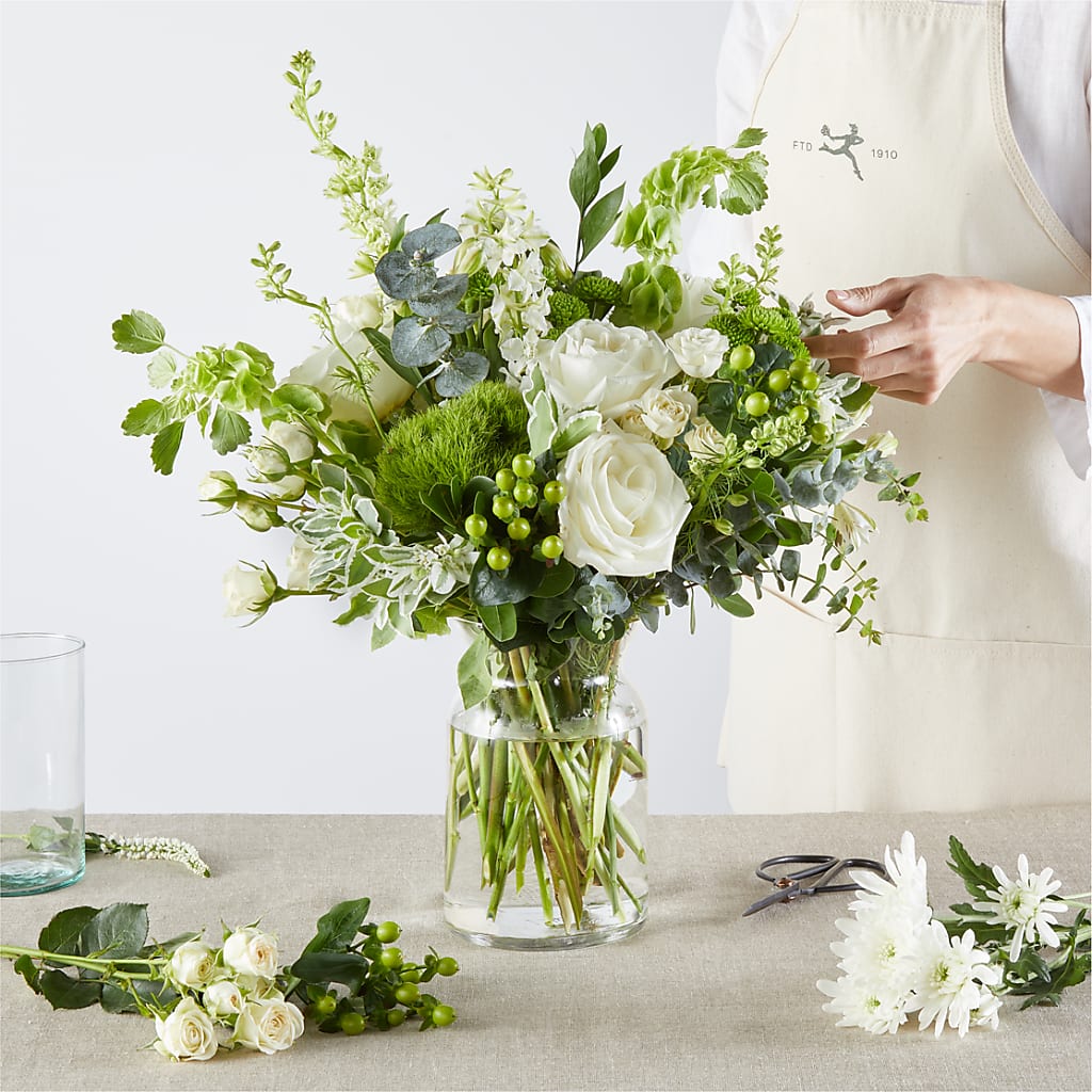 Irish Garden - A Florist Original –  Usa Flowershop Llc, Pompano Beach FL