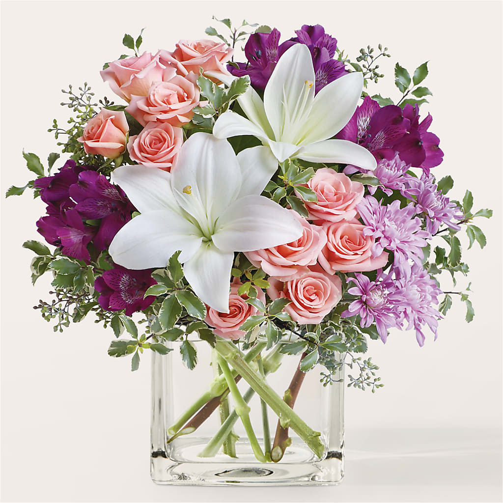 Mani Pedi Bouquet –  Usa Flowershop Llc, Pompano Beach FL