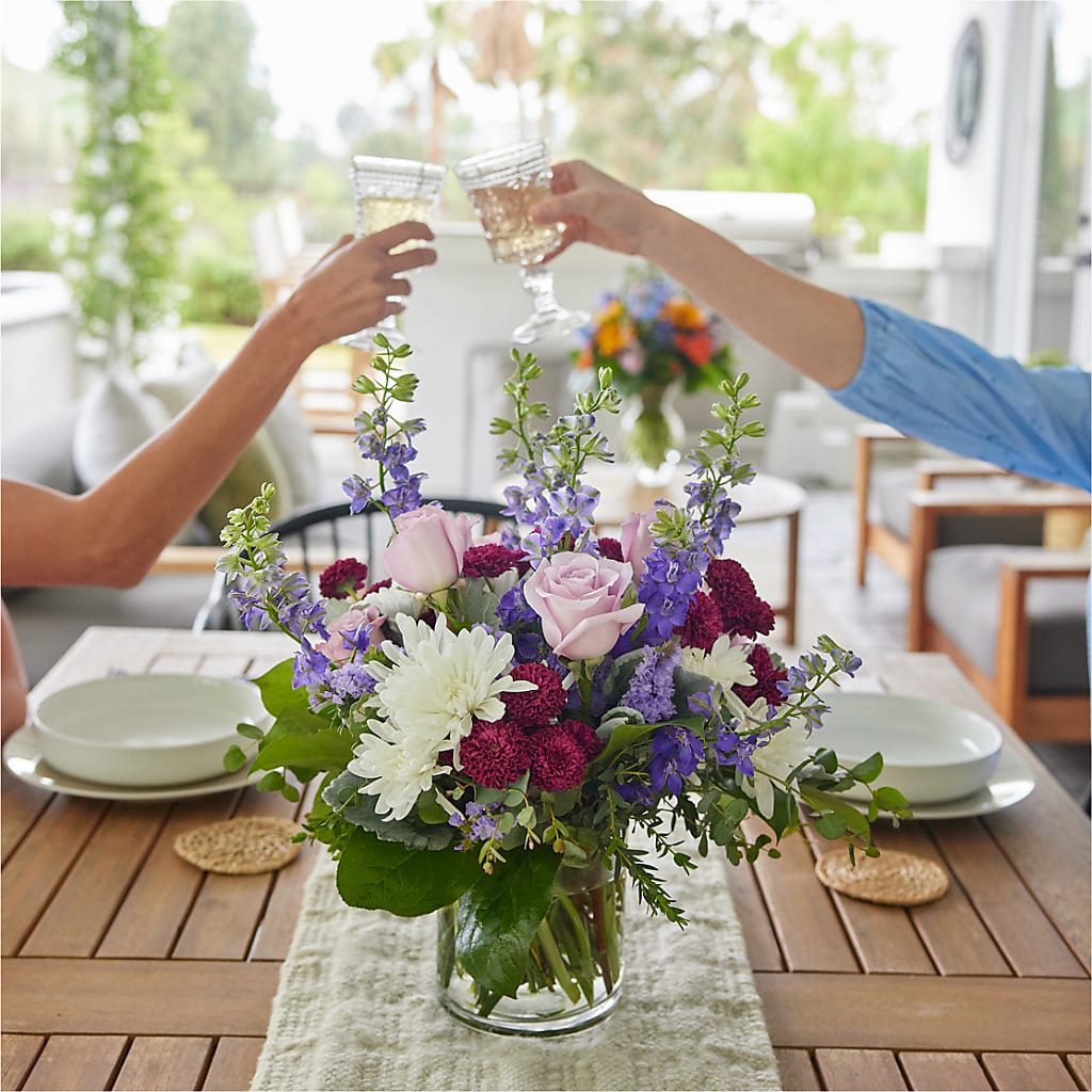 Violet Frost Bouquet –  Usa Flowershop Llc, Pompano Beach FL