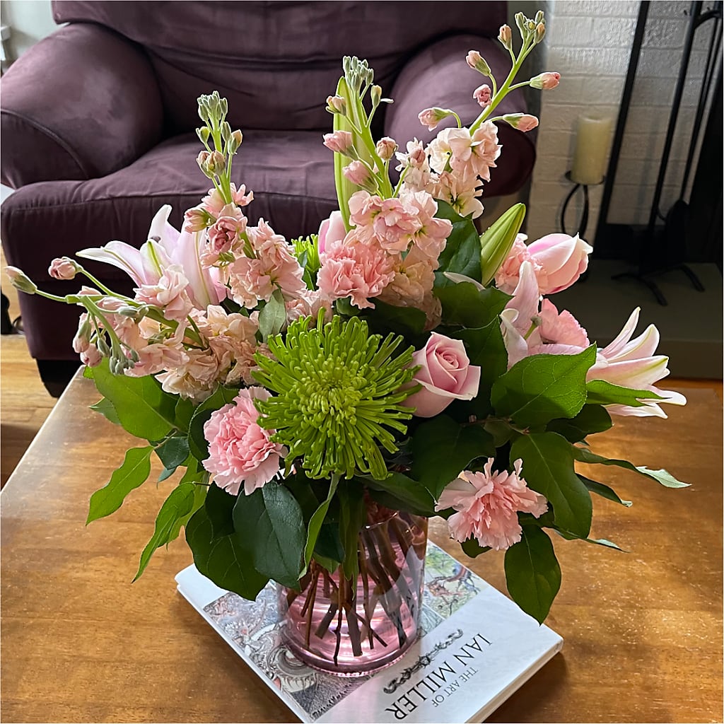 Pretty in Pink Bouquet –  Usa Flowershop Llc, Pompano Beach FL