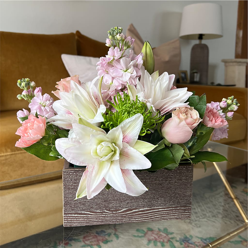 Beautiful Spirit Basket –  Usa Flowershop Llc, Pompano Beach FL