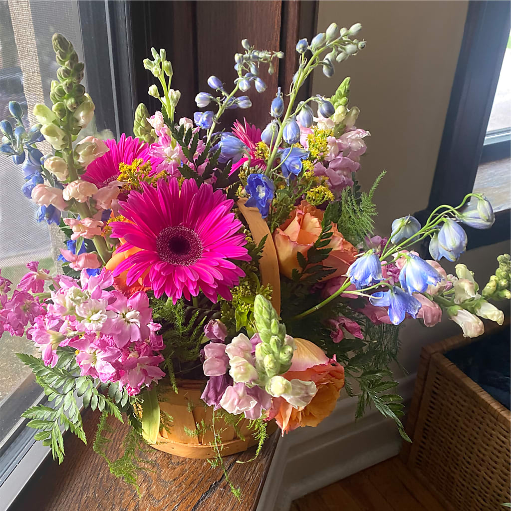 Garden of Life Basket –  Usa Flowershop Llc, Pompano Beach FL