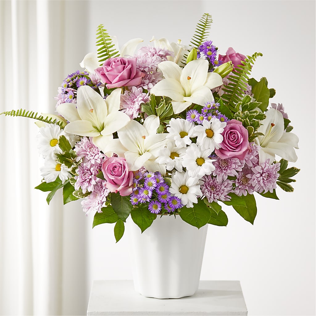 Warmest Thoughts Tabletop Basket –  Usa Flowershop Llc, Pompano Beach FL