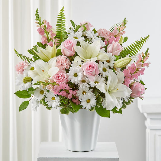 Soft Touch Tabletop Basket –  Usa Flowershop Llc, Pompano Beach FL