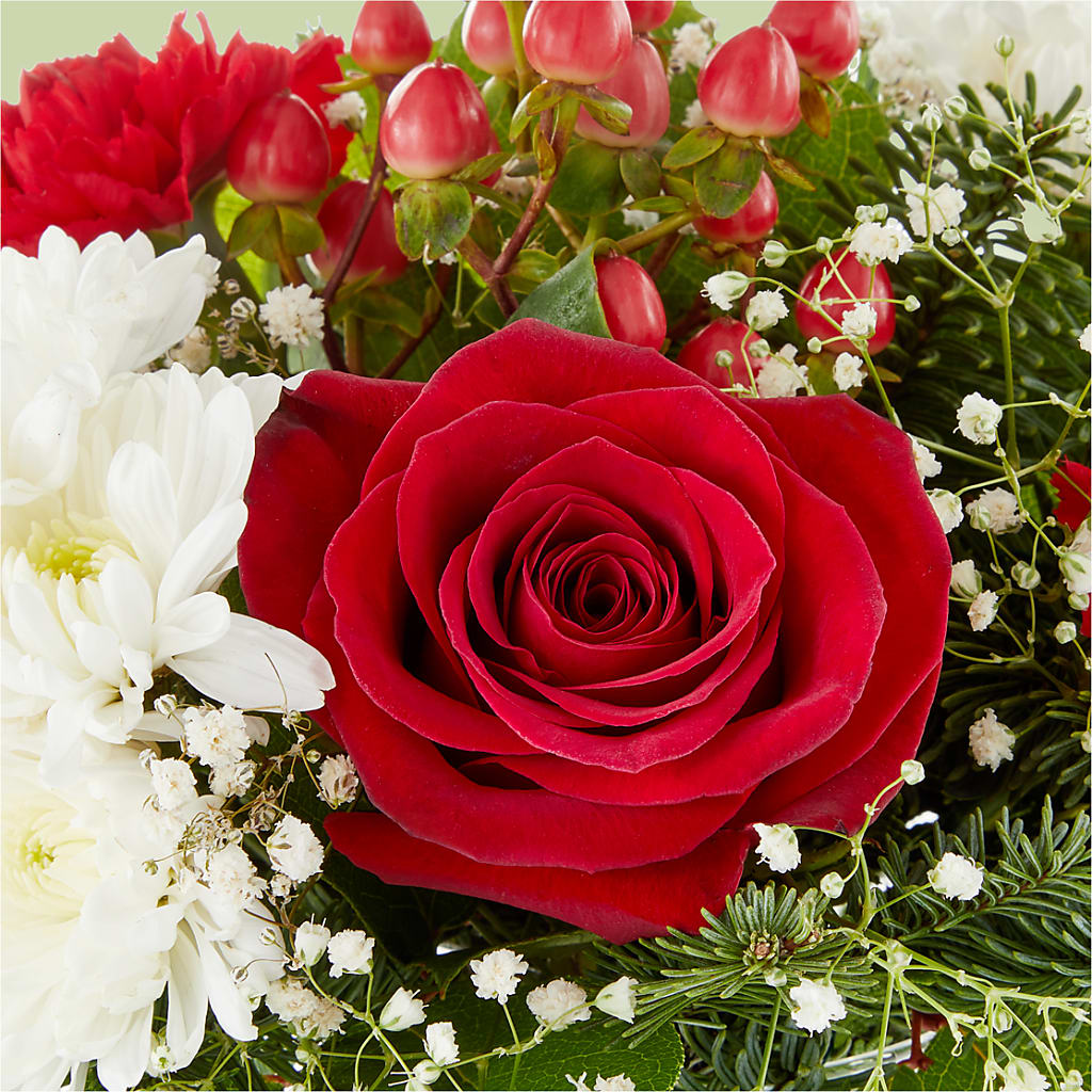 Chance of Flurries Bouquet –  Usa Flowershop Llc, Pompano Beach FL