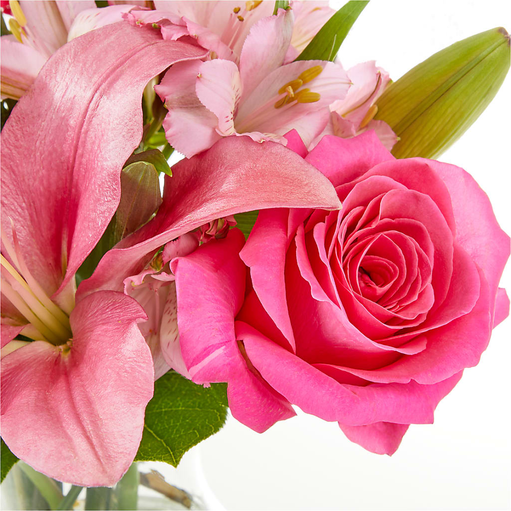 Lots of Love Bouquet –  Usa Flowershop Llc, Pompano Beach FL