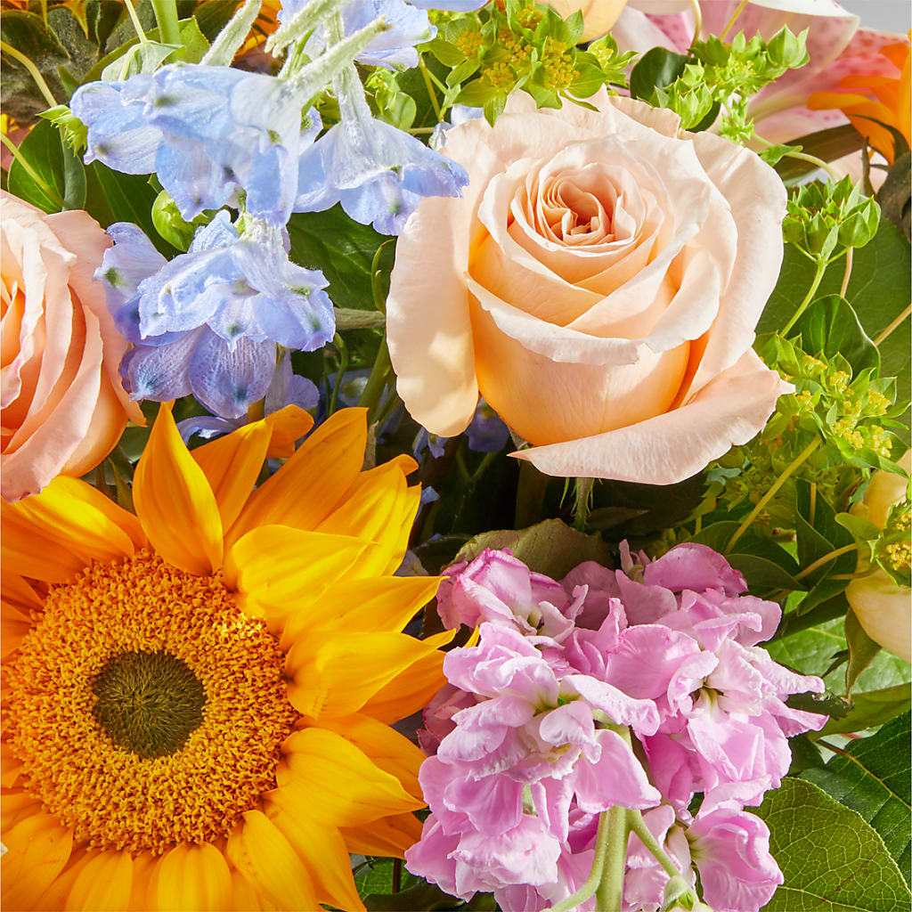 Dreamy Meadows Bouquet –  Usa Flowershop Llc, Pompano Beach FL