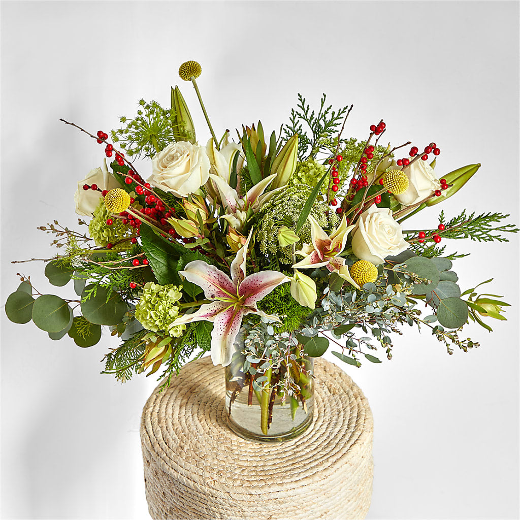 Berry & Bright Bouquet –  Usa Flowershop Llc, Pompano Beach FL
