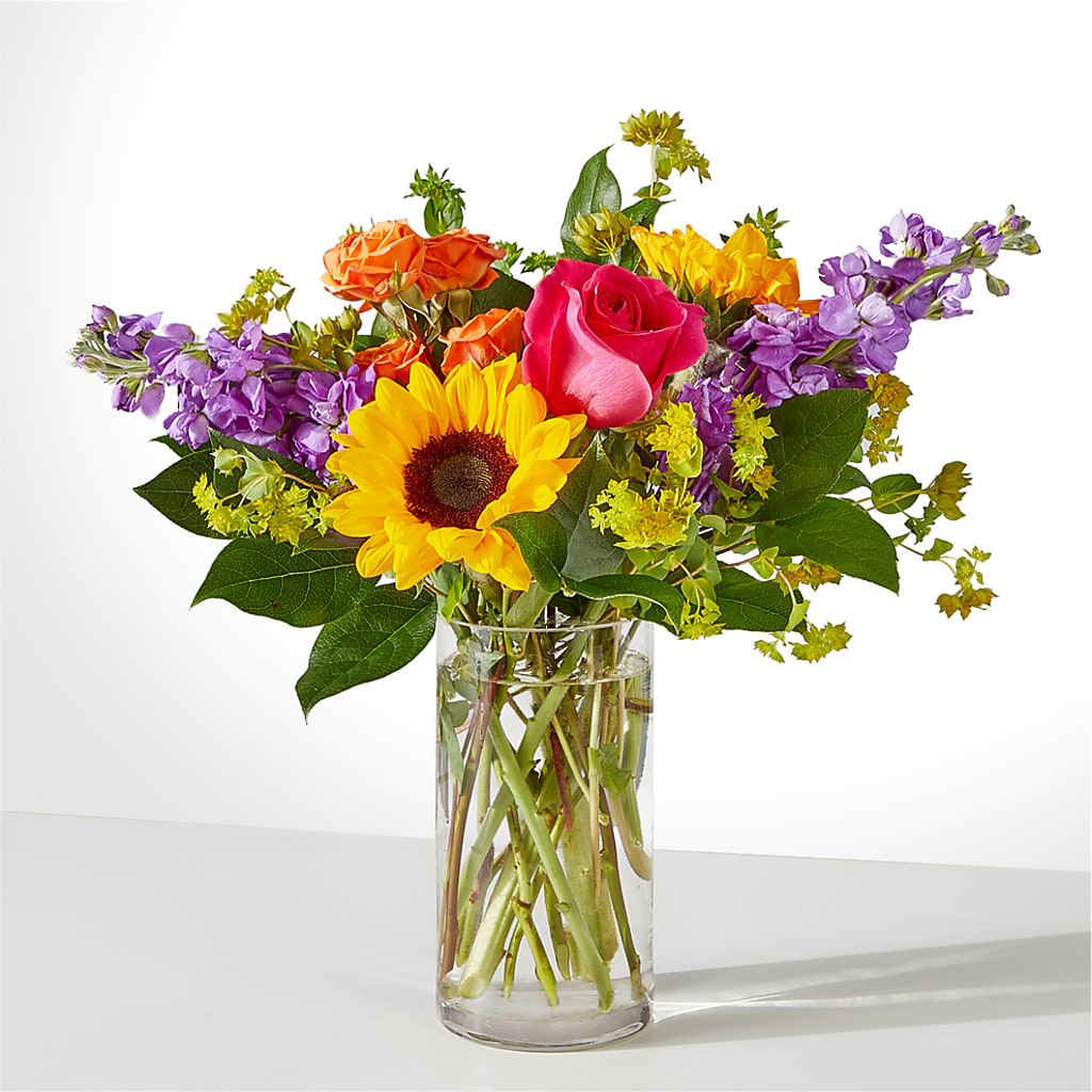 Vibrant Greetings Bouquet –  Usa Flowershop Llc, Pompano Beach FL