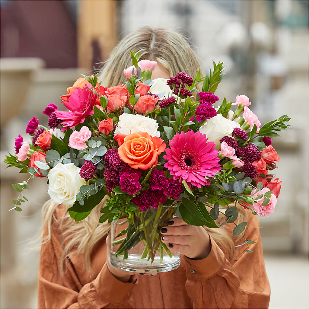 Smell the Roses Bouquet –  Usa Flowershop Llc, Pompano Beach FL