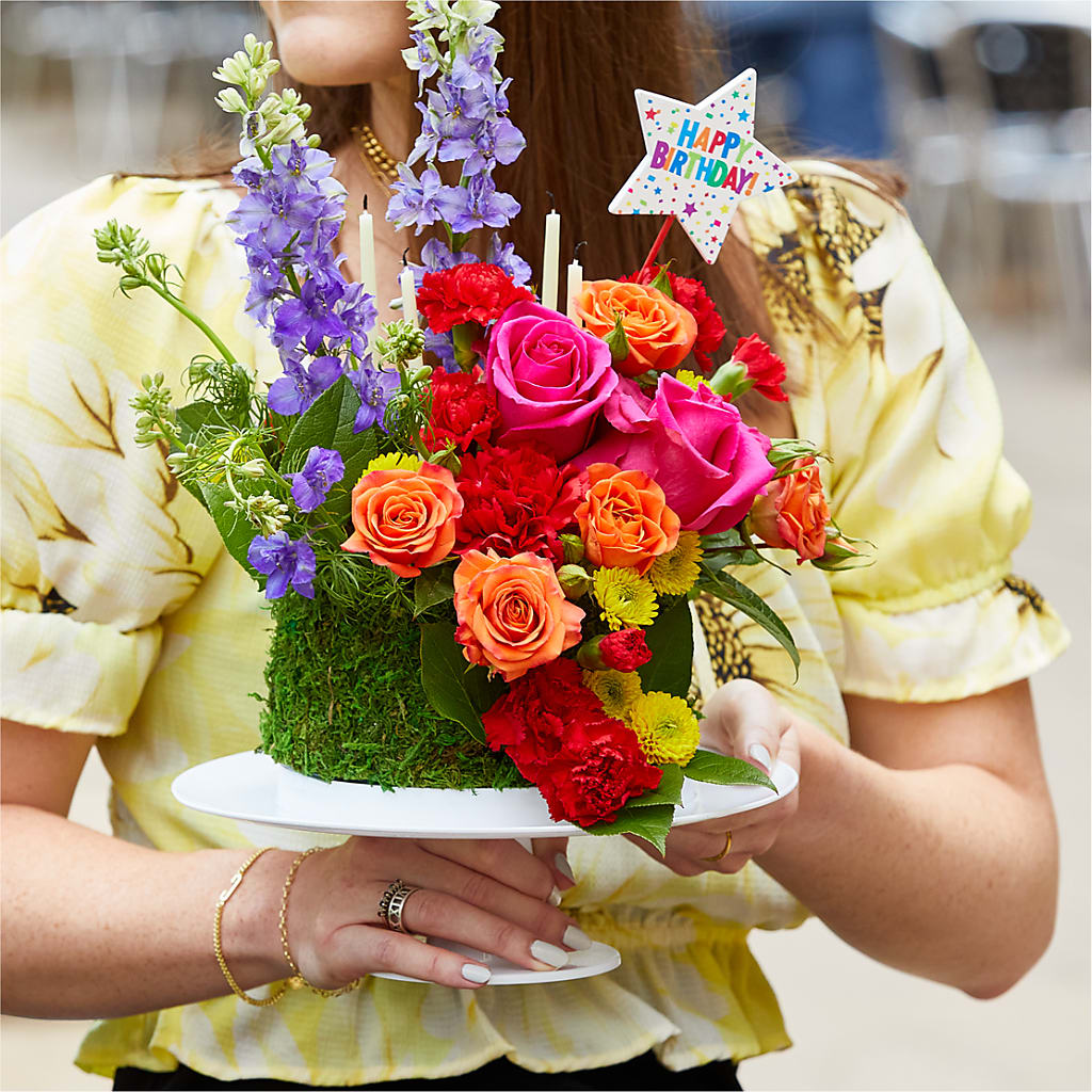 Best Year Yet Floral Cake –  Usa Flowershop Llc, Pompano Beach FL