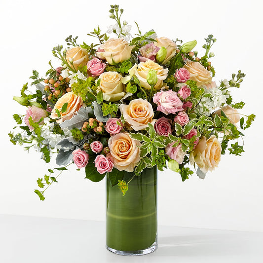 The Glamour Shot –  Usa Flowershop Llc, Pompano Beach FL