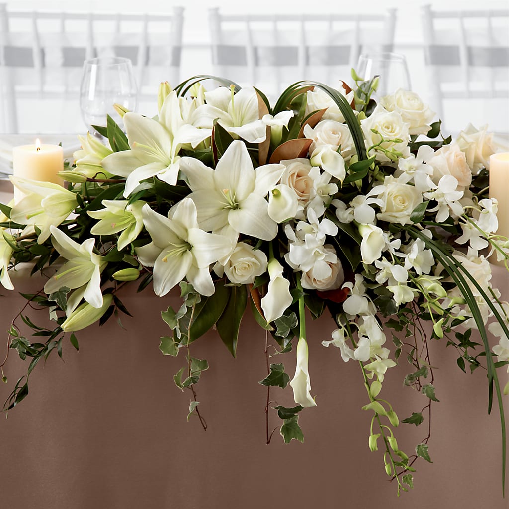 White Linen Arrangement –  Usa Flowershop Llc, Pompano Beach FL