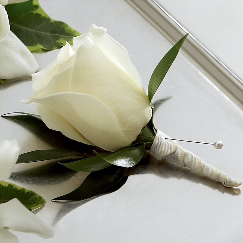 White Rose Boutonniere –  Usa Flowershop Llc, Pompano Beach FL